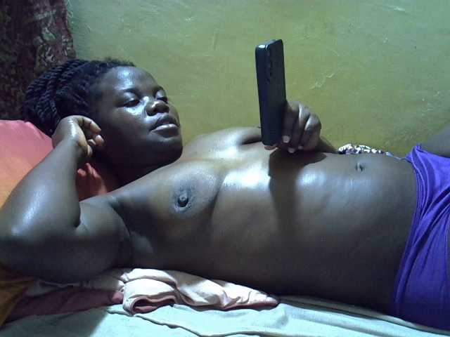 Pretty-doll live webcam show