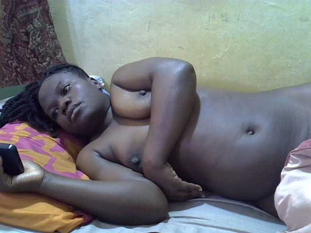 Pretty-doll live webcam show