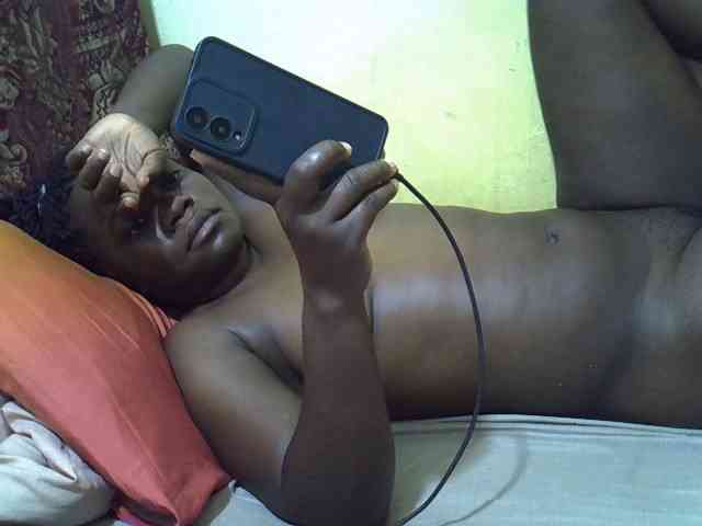 Pretty-doll webcam