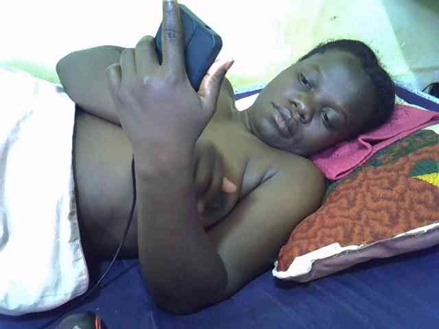 Pretty-doll webcam