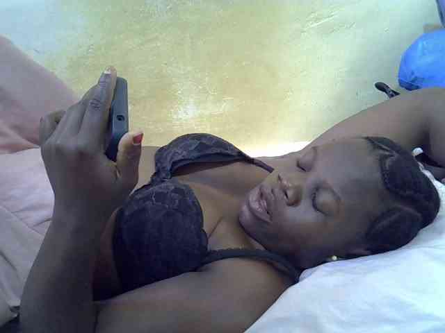 Pretty-doll webcam