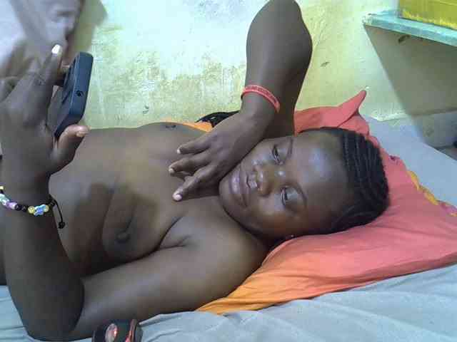 Pretty-doll webcam