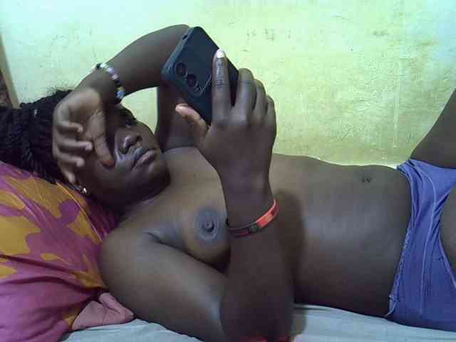 Pretty-doll webcam