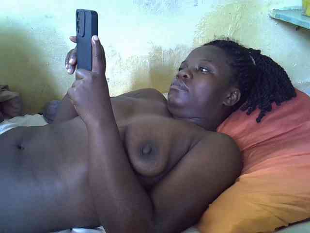 Pretty-doll webcam