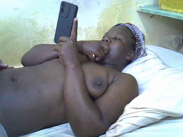 Pretty-doll webcam