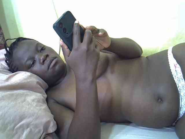 Pretty-doll webcam