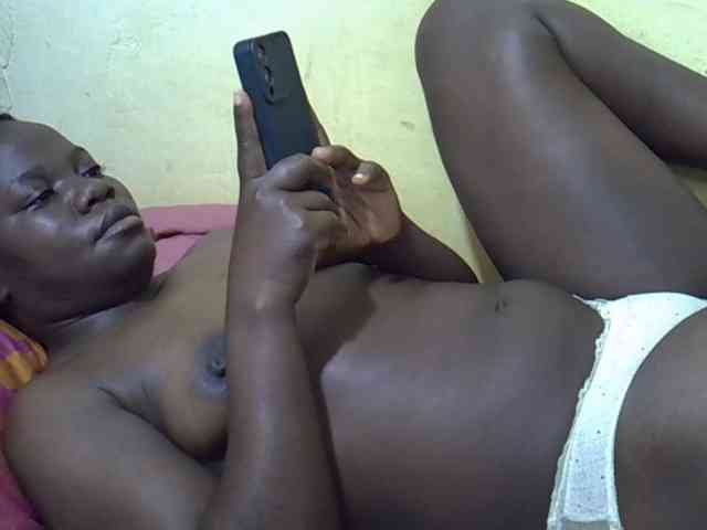 Pretty-doll webcam