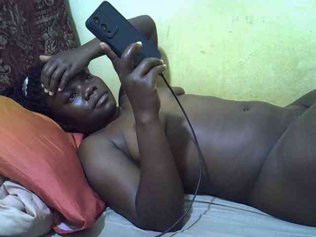 Pretty-doll webcam