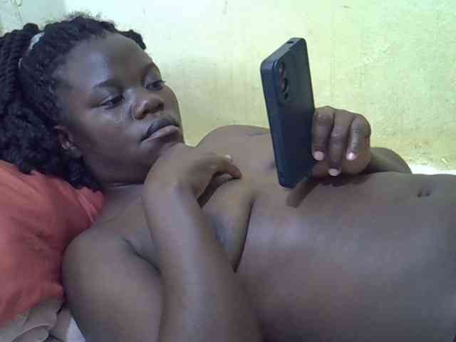 Pretty-doll webcam