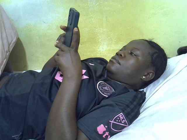 Pretty-doll webcam