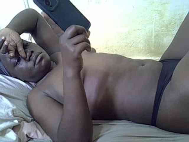 Pretty-doll webcam
