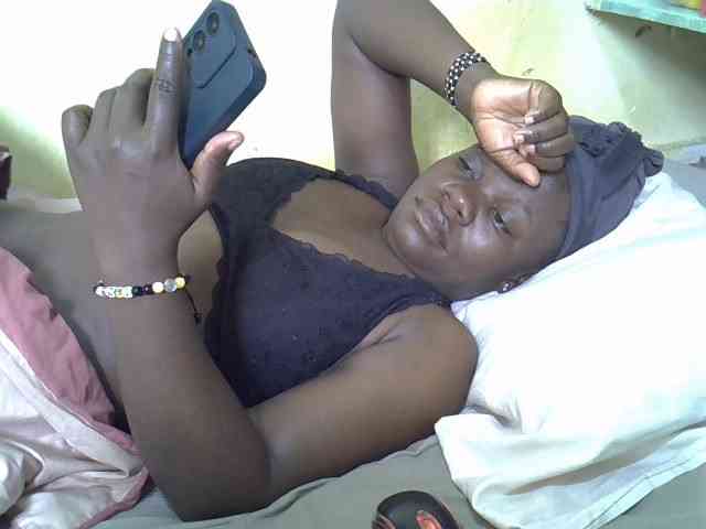 Pretty-doll webcam