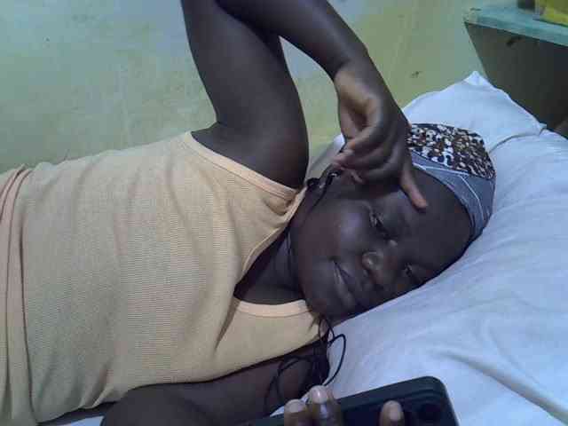 Pretty-doll webcam