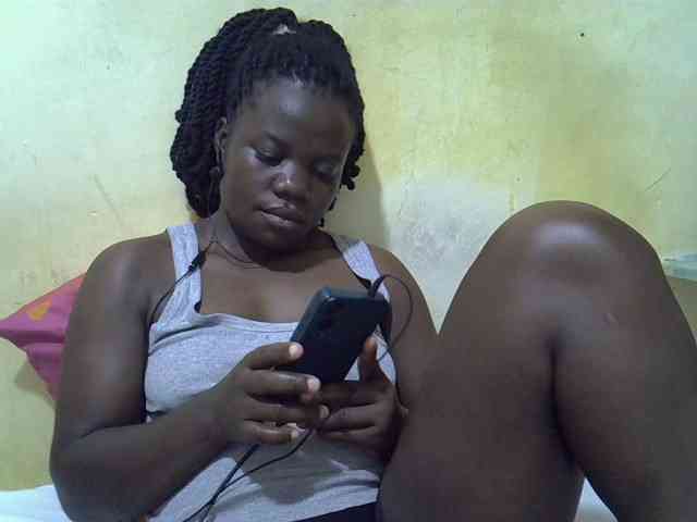Pretty-doll webcam