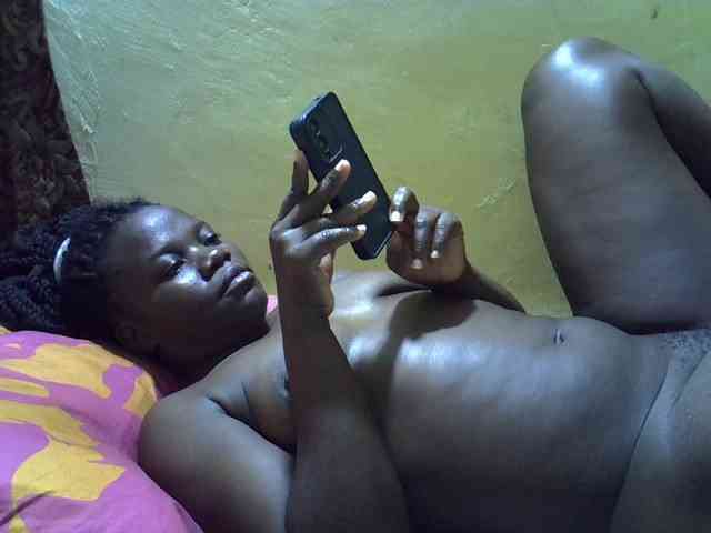 Pretty-doll webcam