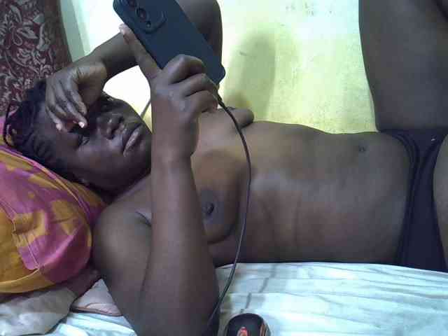 Pretty-doll webcam