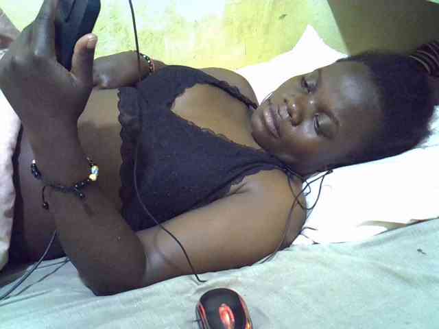 Pretty-doll webcam