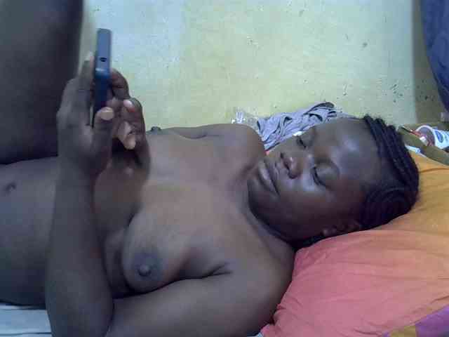 Pretty-doll webcam