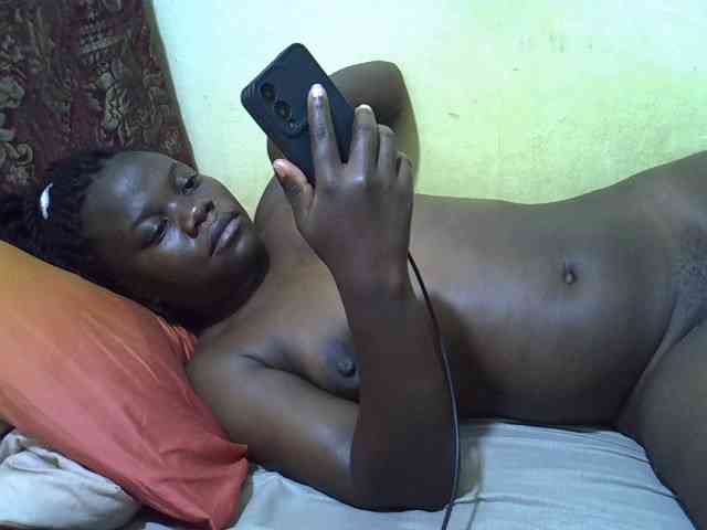 Pretty-doll webcam
