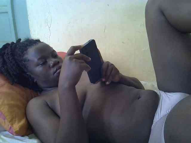 Pretty-doll webcam