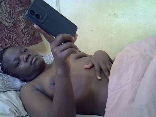 Pretty-doll webcam