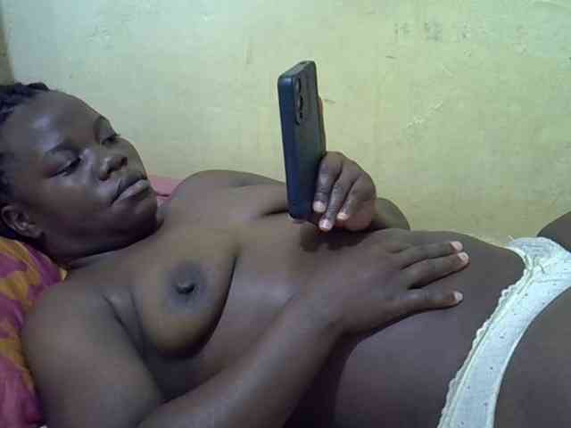 Pretty-doll webcam