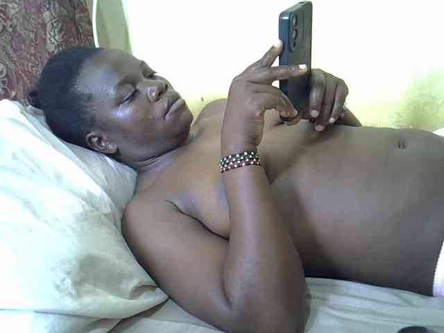 Pretty-doll webcam