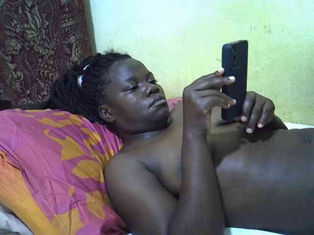 Pretty-doll webcam