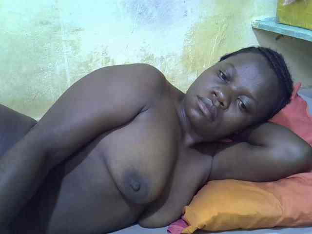 Pretty-doll webcam