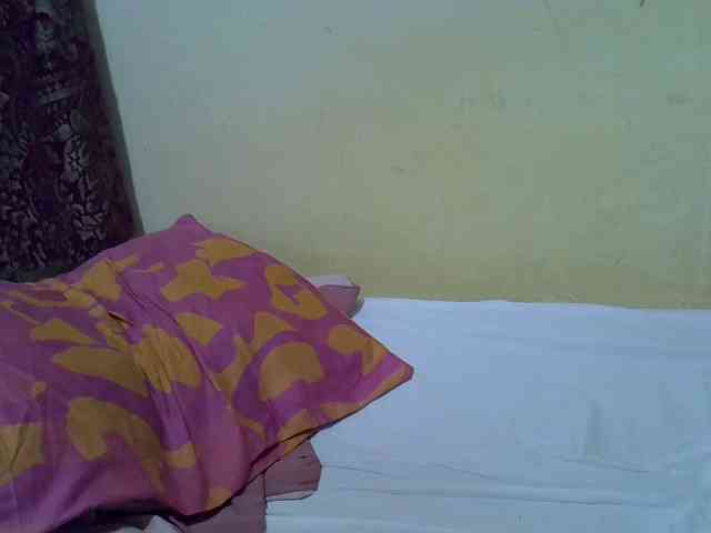 Pretty-doll webcam