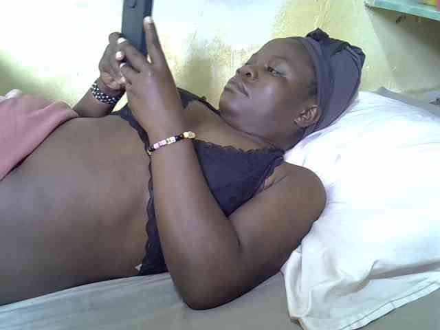 Pretty-doll webcam
