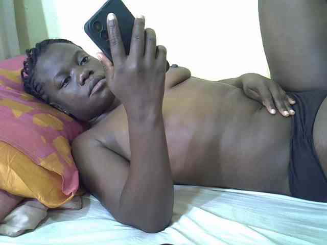 Pretty-doll webcam