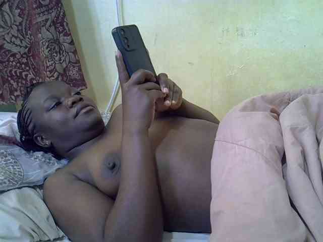 Pretty-doll webcam