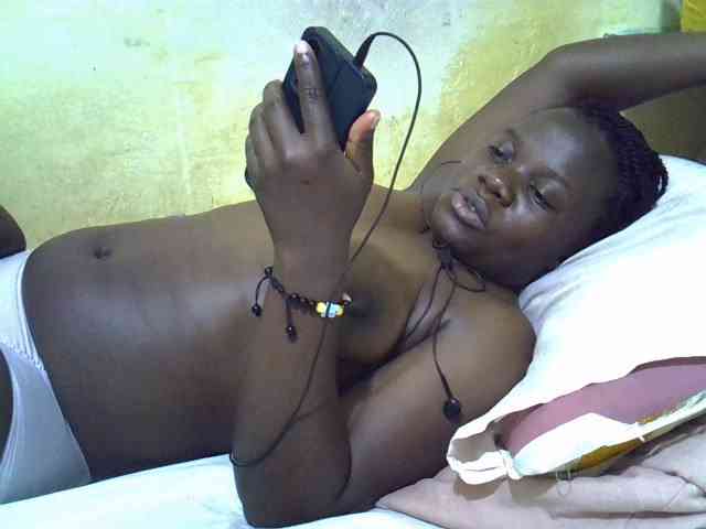 Pretty-doll webcam