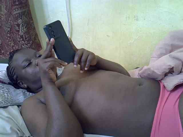 Pretty-doll webcam