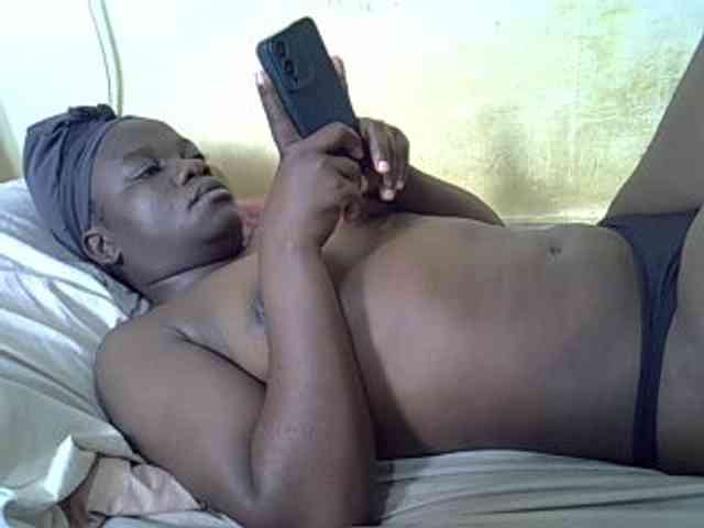Pretty-doll webcam