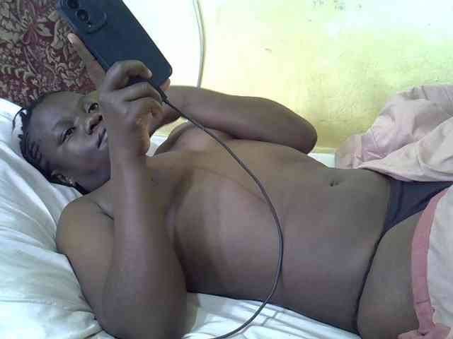 Pretty-doll webcam