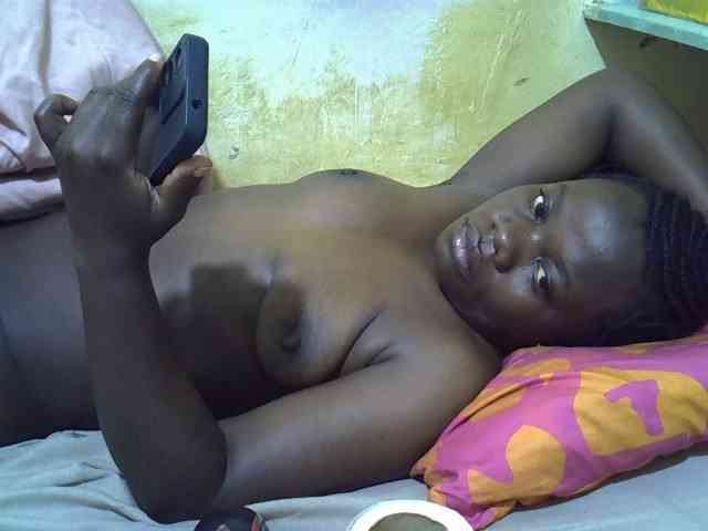 Pretty-doll webcam
