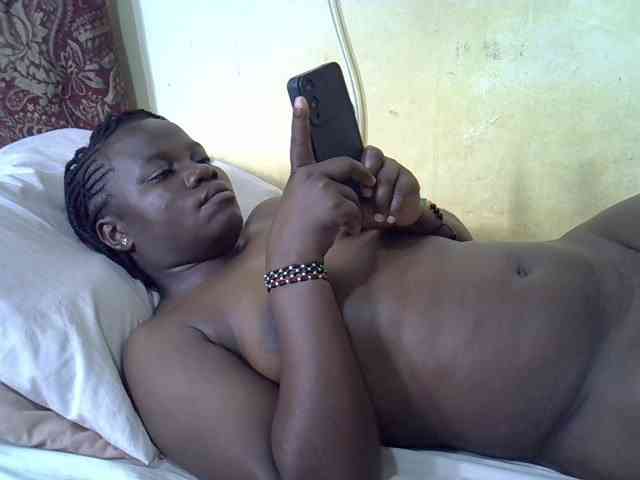 Pretty-doll webcam