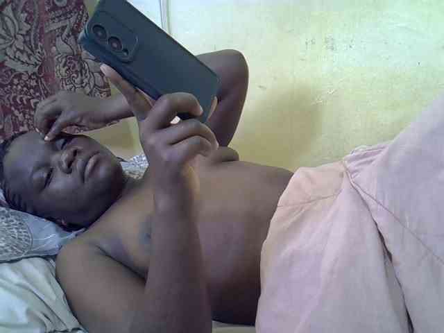 Pretty-doll webcam