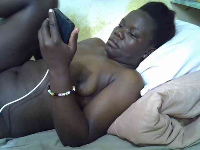 Pretty-doll webcam