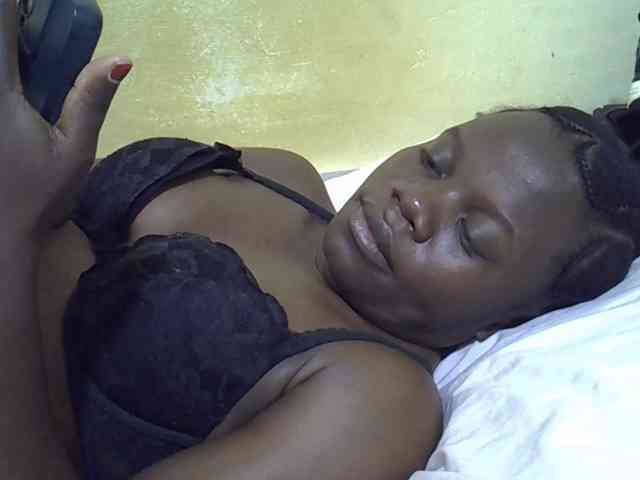 Pretty-doll webcam