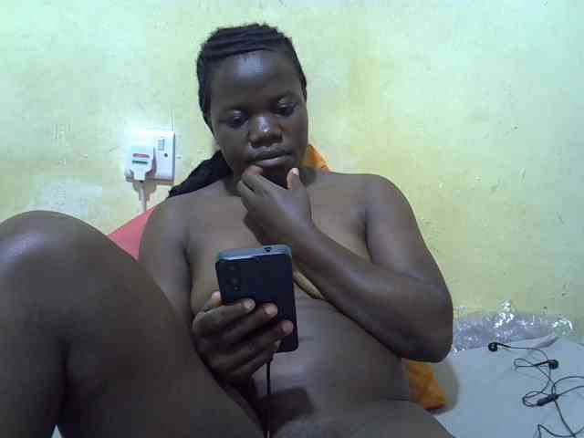 Pretty-doll webcam
