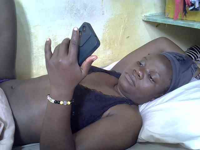 Pretty-doll webcam