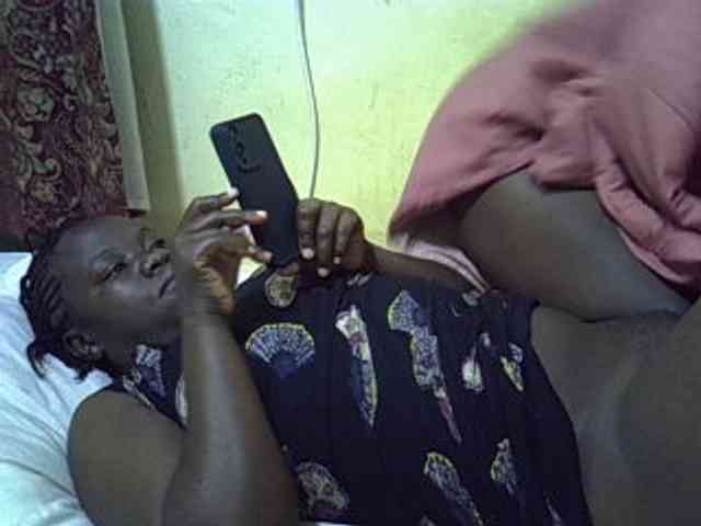 Pretty-doll webcam