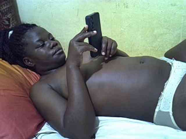 Pretty-doll webcam