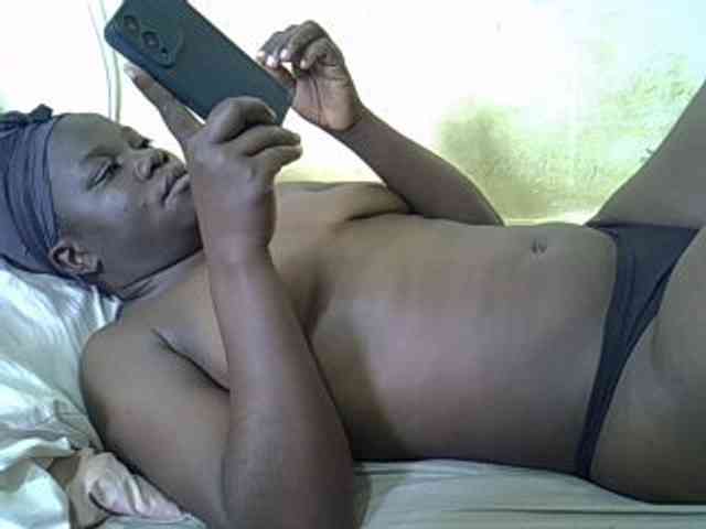 Pretty-doll webcam