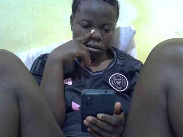 Pretty-doll webcam