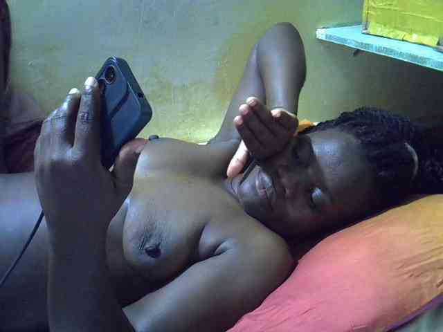 Pretty-doll webcam