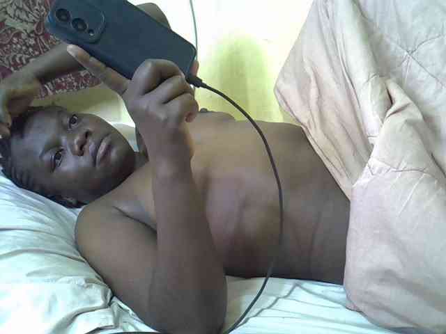 Pretty-doll webcam